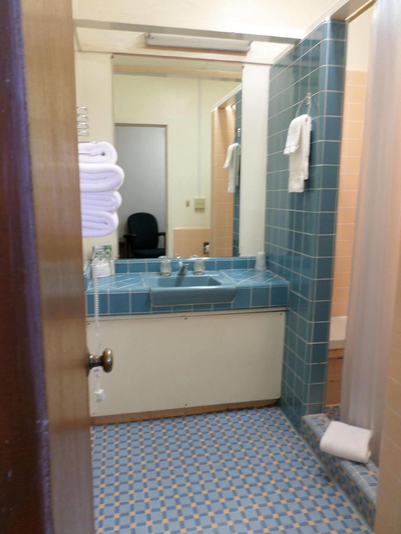 بلاندينغ Cliff Palace Motel المظهر الخارجي الصورة